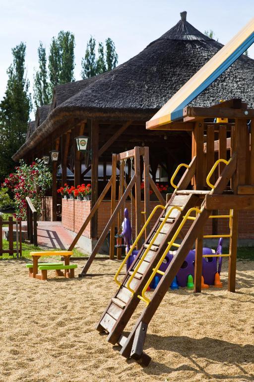 Balaton Eldorado Camping Hotel Badacsonytördemic Екстериор снимка